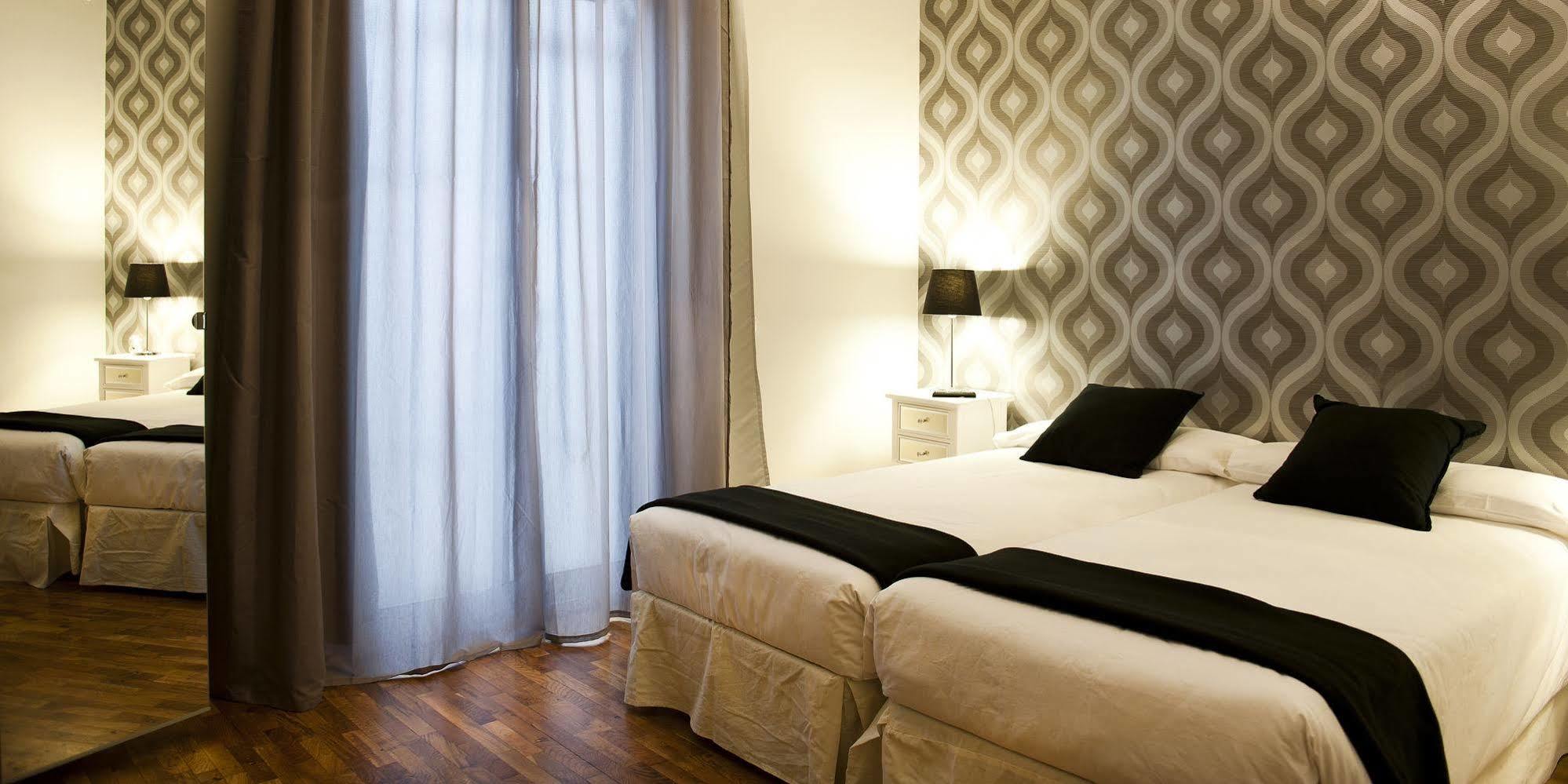 Hotell Super Balmes Barcelona
